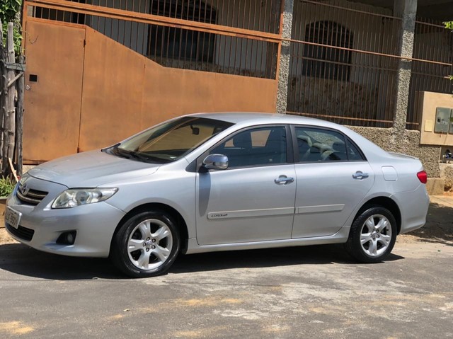 COROLLA XEI 2.0 2010/2011