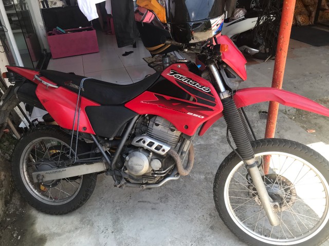 VENDO MOTO TORNADO