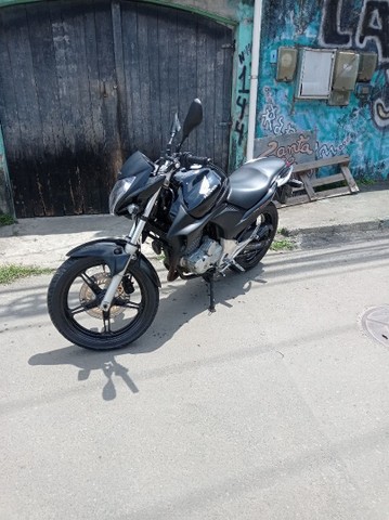 HONDA CB 300 R ANO 2010