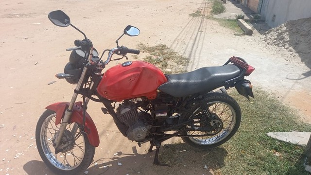 MOTO YAMAHA YBR