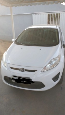 VENDE-SE NEW FIESTA