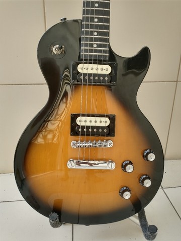Guitarra Epiphone Les Paul Studio LT  - Foto 2