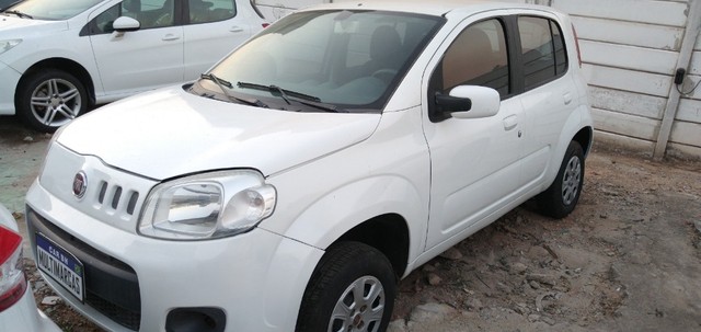 FIAT UNO VIVACE 1.0 2011 COM AR CONDICIONADO!! FINANCIO!!