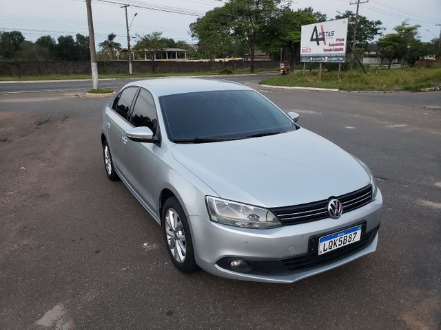 JETTA 2012 SUPER NOVO POUCO RODADO OPORTUNIDADE!!!