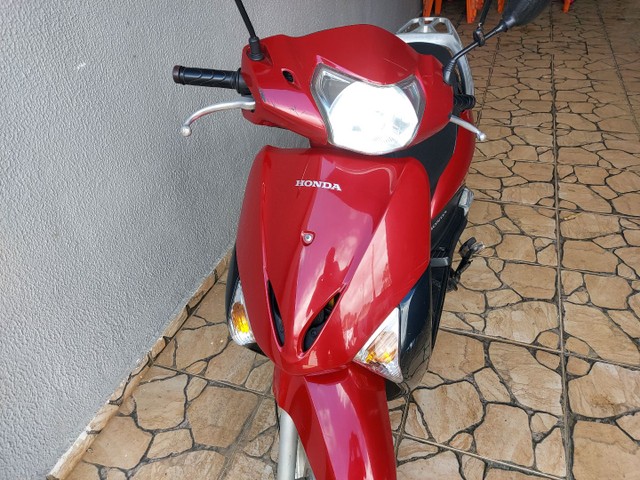 HONDA LEAD SCOOTER