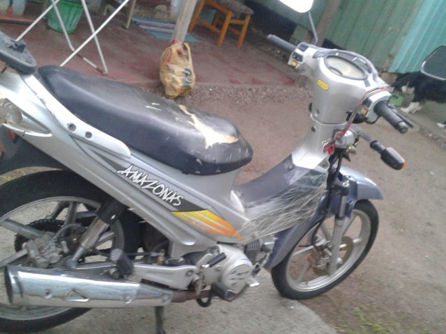MOTO AMAZONAS 125