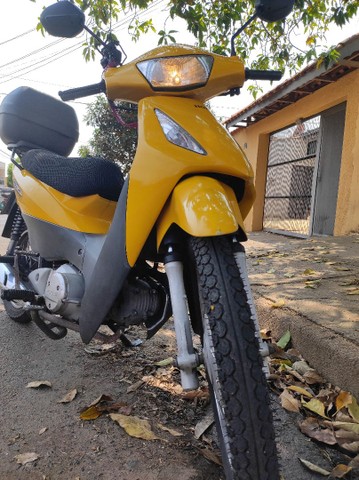 MOTO BIZ 125