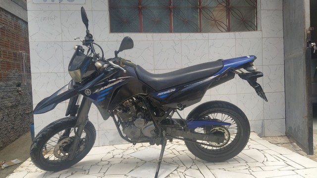 LANDER 250 X