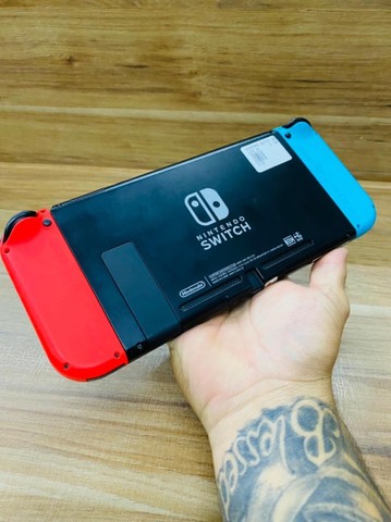 Nintendo switch neon com garantia // na caixa 