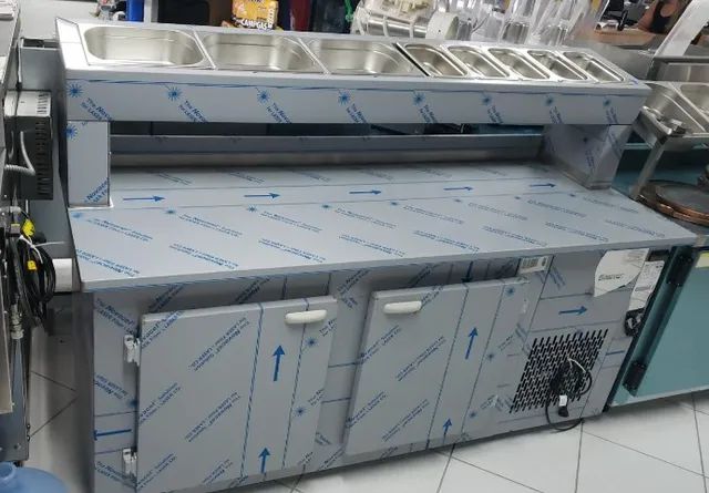 Balcao de serviço refrigerado bancada condimentadora - Alecs