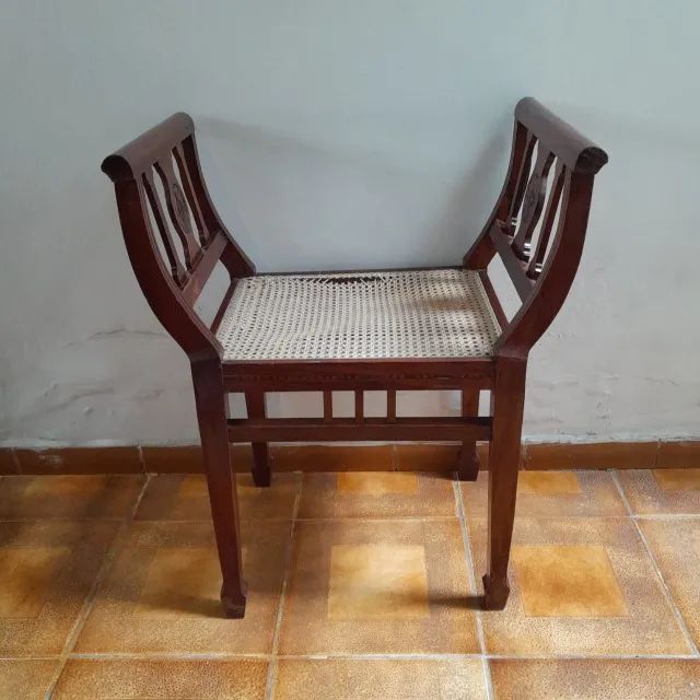 Cadeira antiga em palinha  - Foto 2