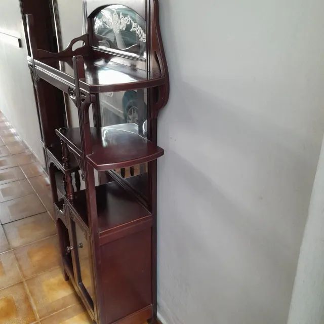 Cristaleira em Mogno Laqueada - Foto 2