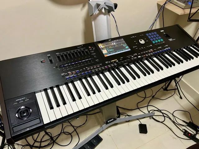 KORG PA5X 76 teclas zerado // Troco Ketron - Foto 3