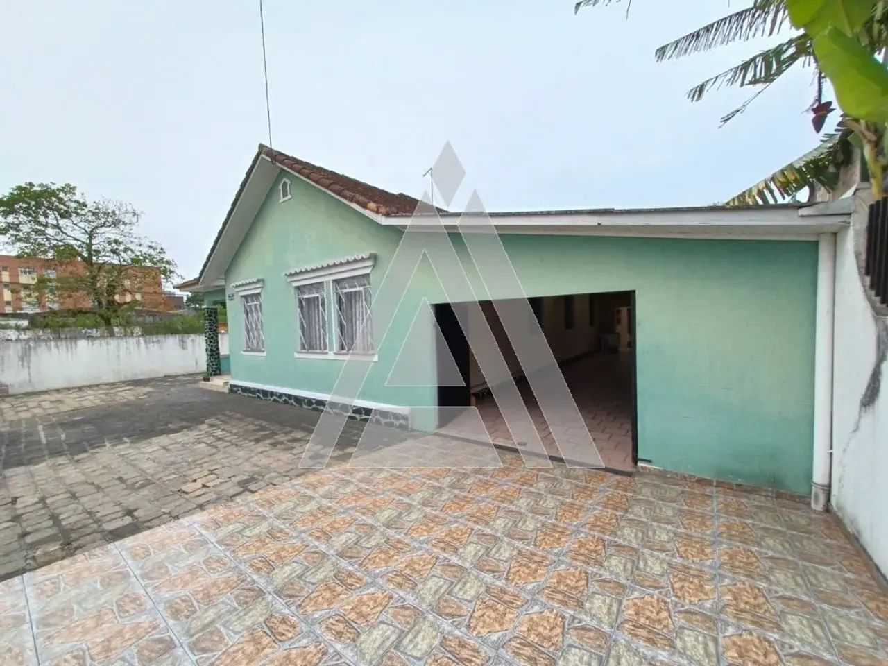 Residência Comercial para alugar por R$ 7000.00, 370.00 m2 - CENTRO - SAO JOSE DOS PINHAIS