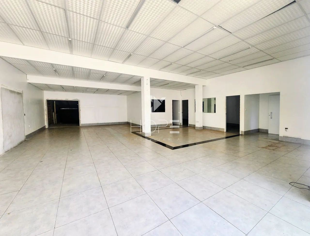 Sala à venda, Bela Suiça, Londrina, PR - Foto 4