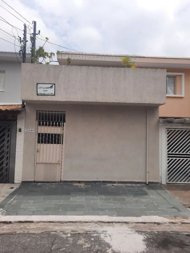 Hospedaria Congonhas-Quartos ind. mobiliados só para rapazes