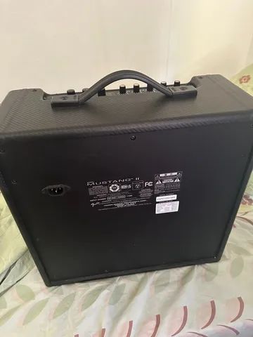 Amplificador Fender Mustang v2 1X12 - Foto 4