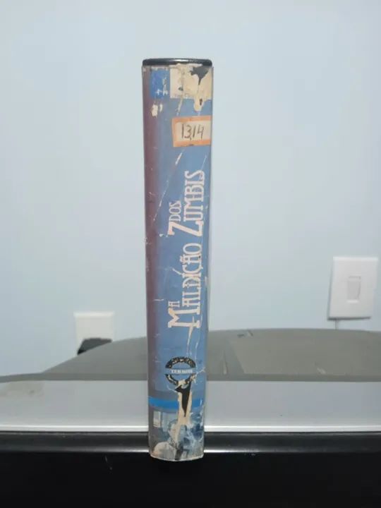 A maldição dos zumbis Vhs original  - Foto 2