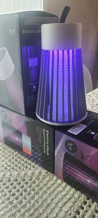 Mata Mosquitos Elétrico - Iluminação UV e Choque - Foto 2
