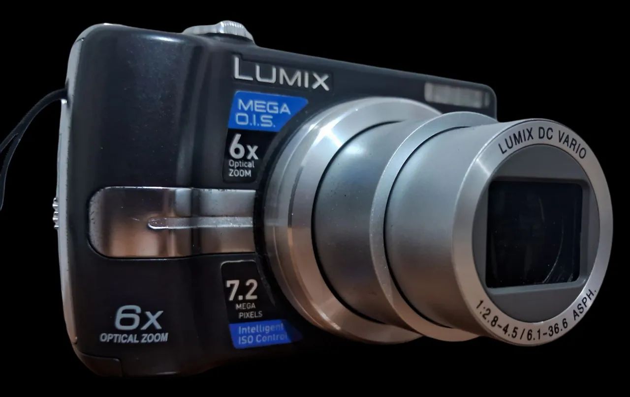 Câmera Panasonic DMC LZ 7 zoom óptica 6x e 7.2 megapixels