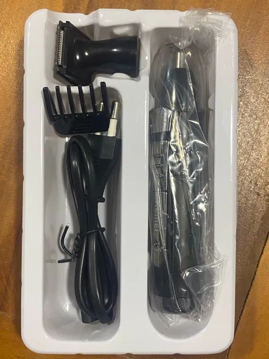 Máquina cortar pelo - barba cabelo bigode nariz orelha
