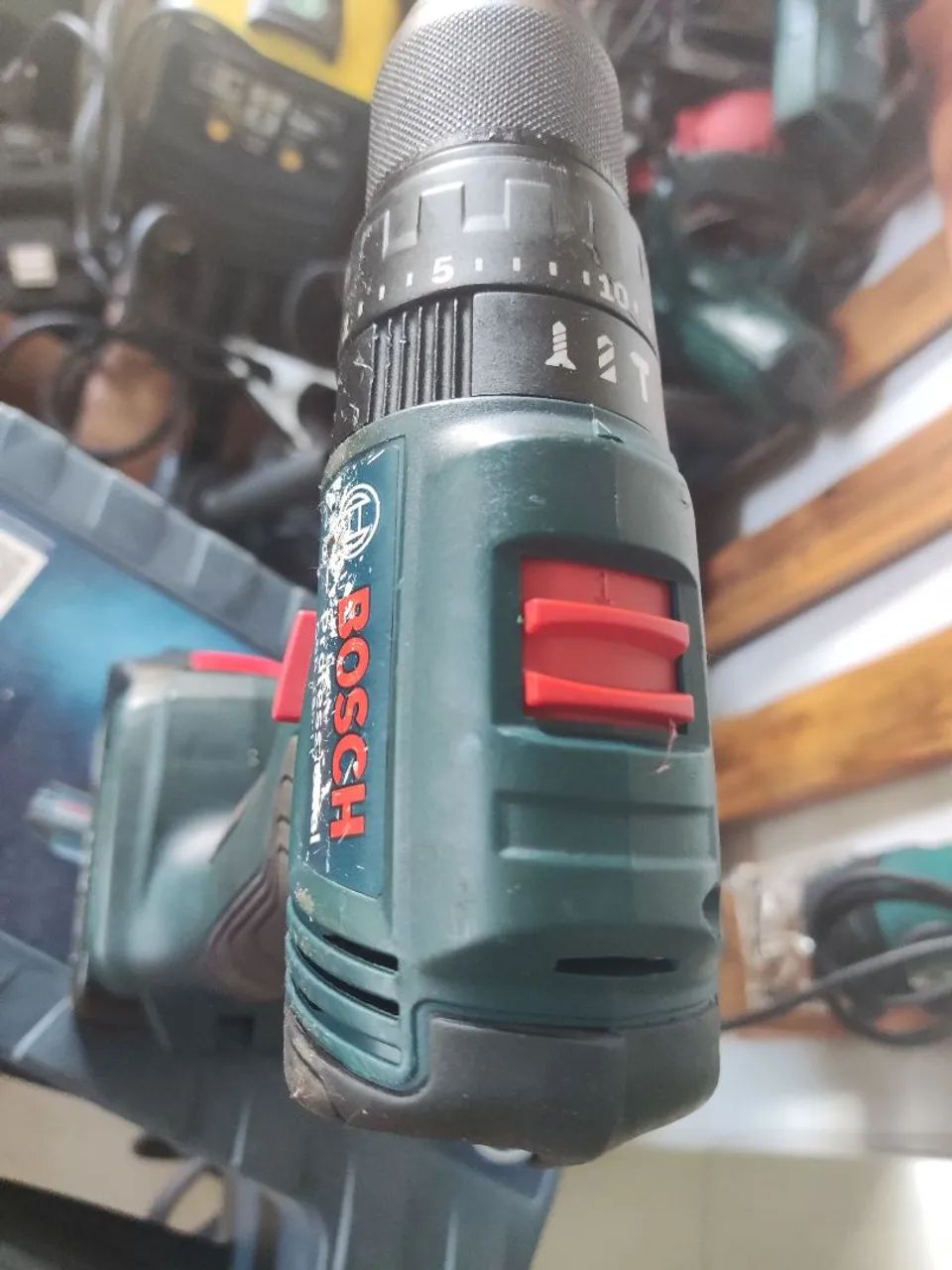 Parafusadeira Bosch GSB 185-LI 18V 2.0Ah - Foto 3