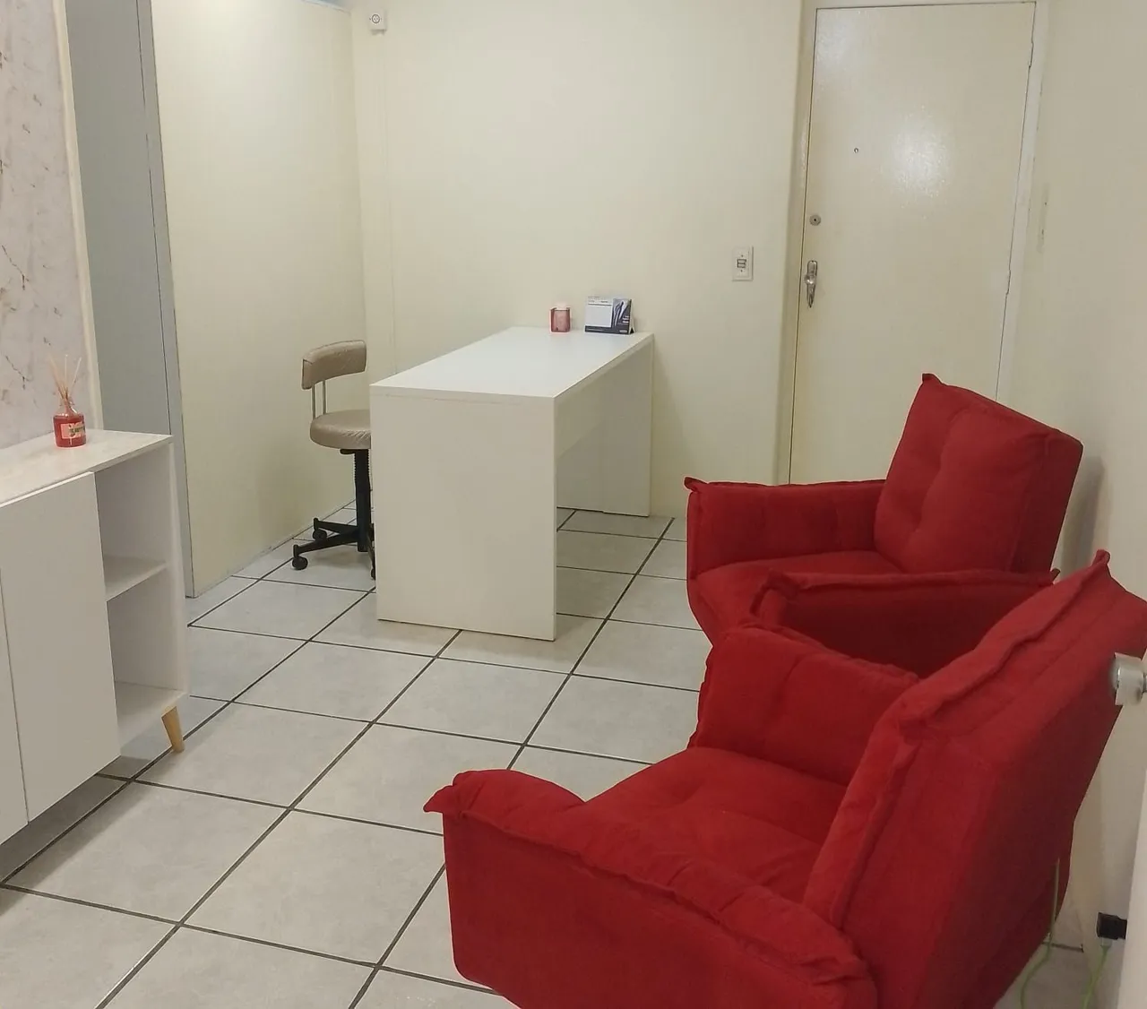 Aluguel de sala. Centro-Florianópolis