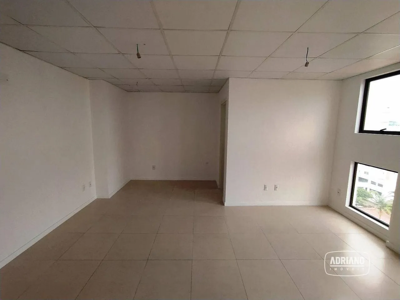 Sala à venda, 32 m² por R$ 195.000,00 - Capoeiras - Florianópolis/SC