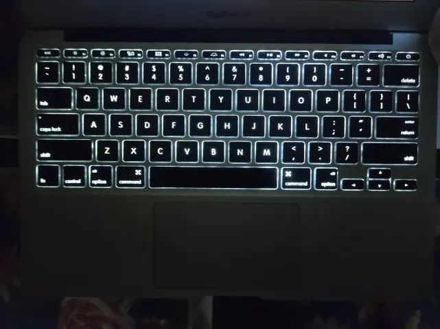 Macbook Air (i5/8/256GB) [Vendo/Troco] - Foto 4