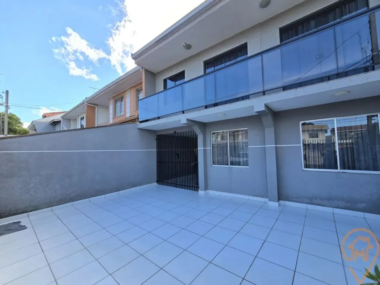 Sobrado com 4 quartos à venda por R$ 580000.00, 150.00 m2 - BOQUEIRAO - CURITIBA/PR