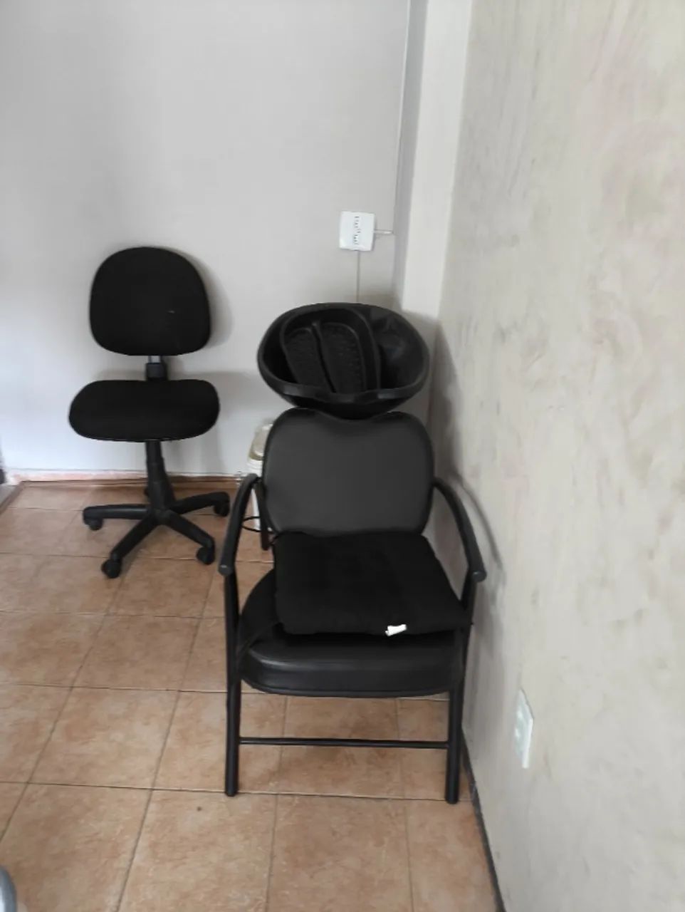 Vendo móveis sal?o de beleza unha cabelo semi novos ! Somente tudo junto ! Ler o anúncio ! - Foto 4
