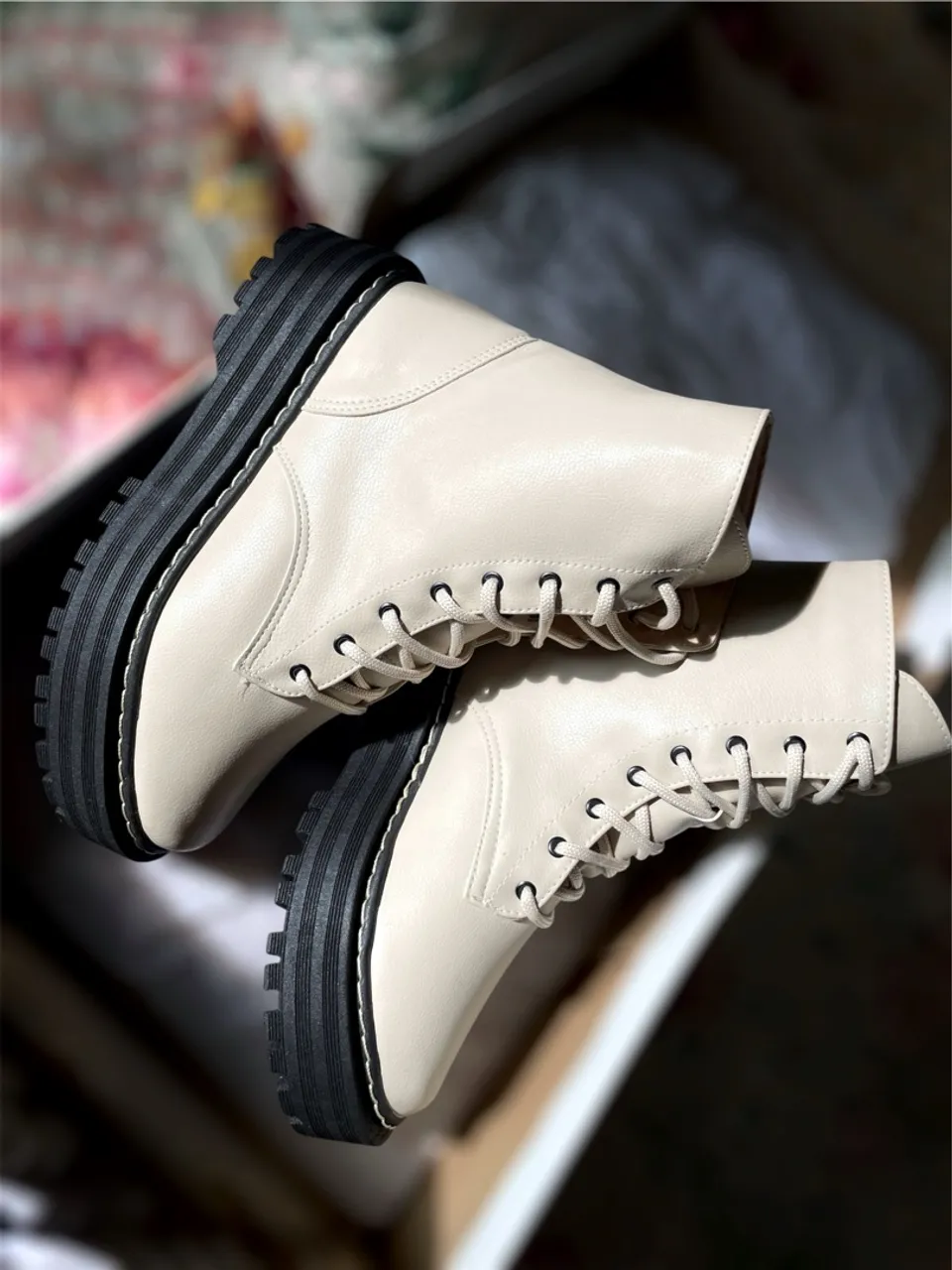 36,37 - Bota Coturno Angelical
