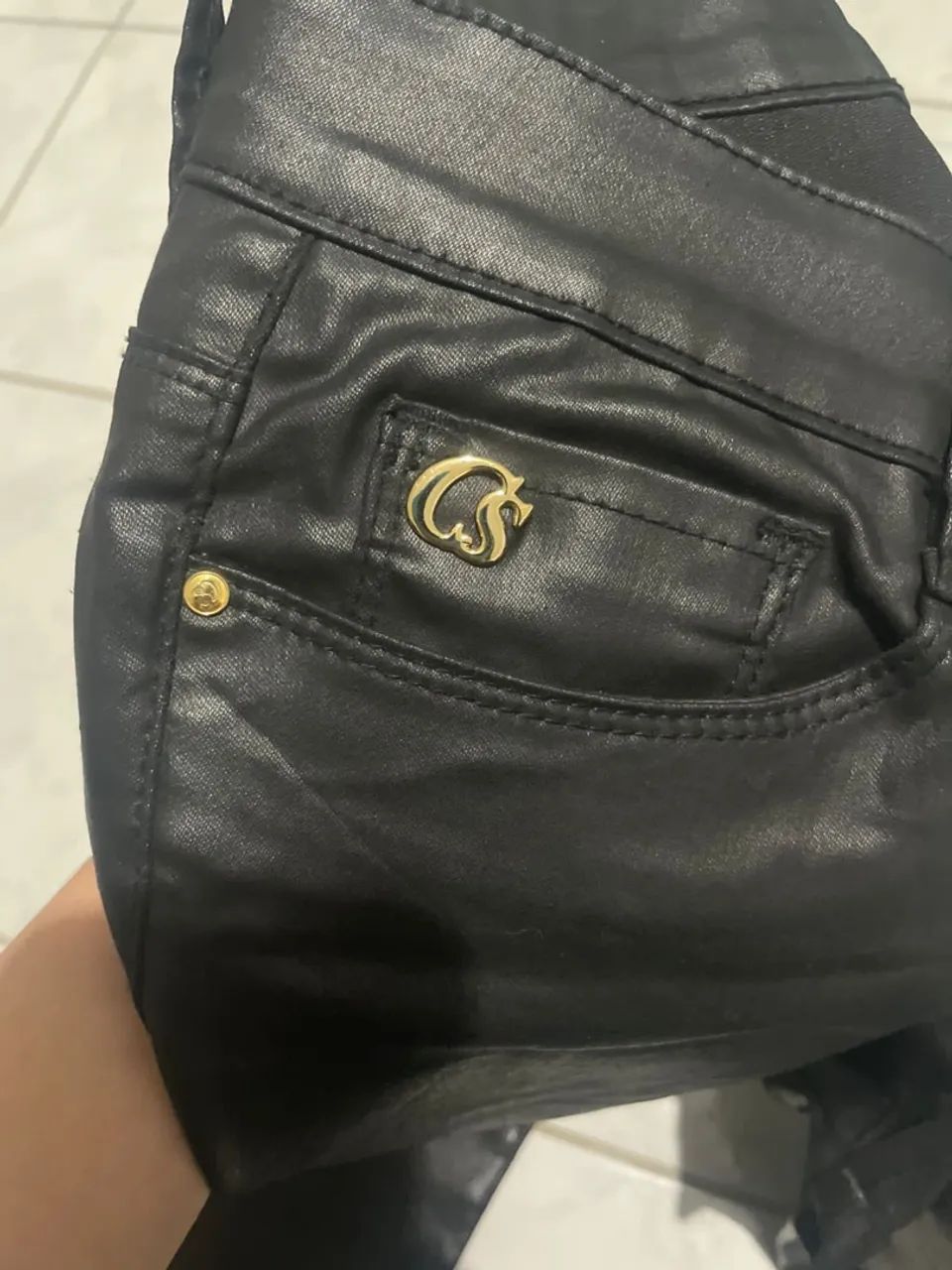 Calça de couro da carmen steffens