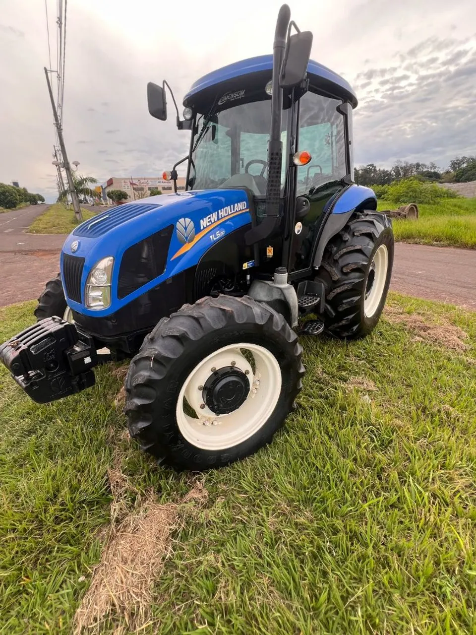 Trator New Holland TL5.80