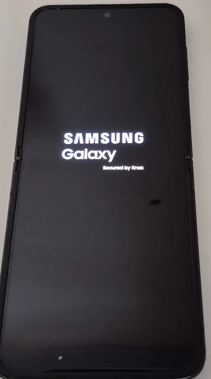 Samsung Galaxy ZFLIP6 512B
