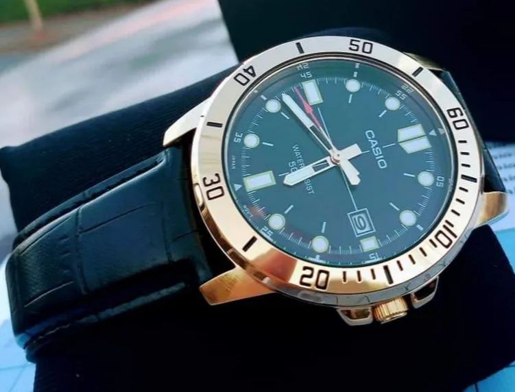 Relógio Casio Masculino Couro MTP-VD01GL-1EV - Foto 5