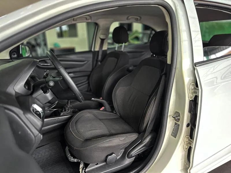 CHEVROLET ONIX 1.0MT LT 2014 - Foto 5