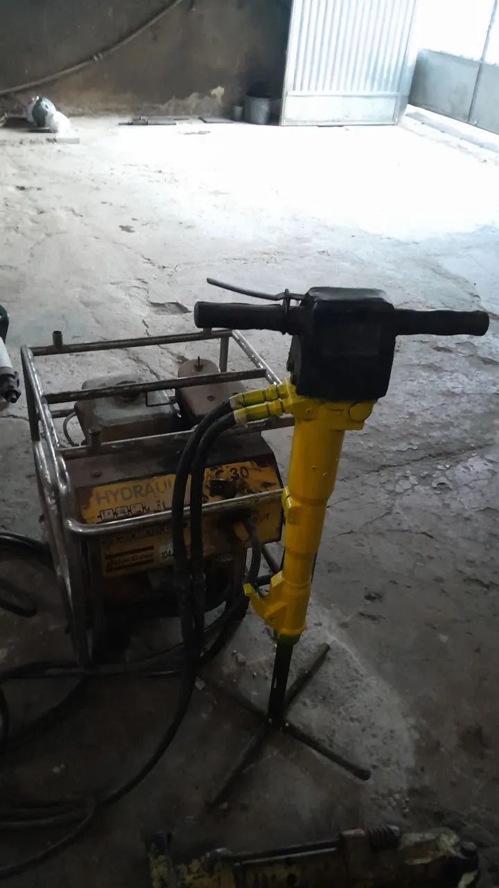 Martelo Hidráulico Atlas Copco - Foto 2