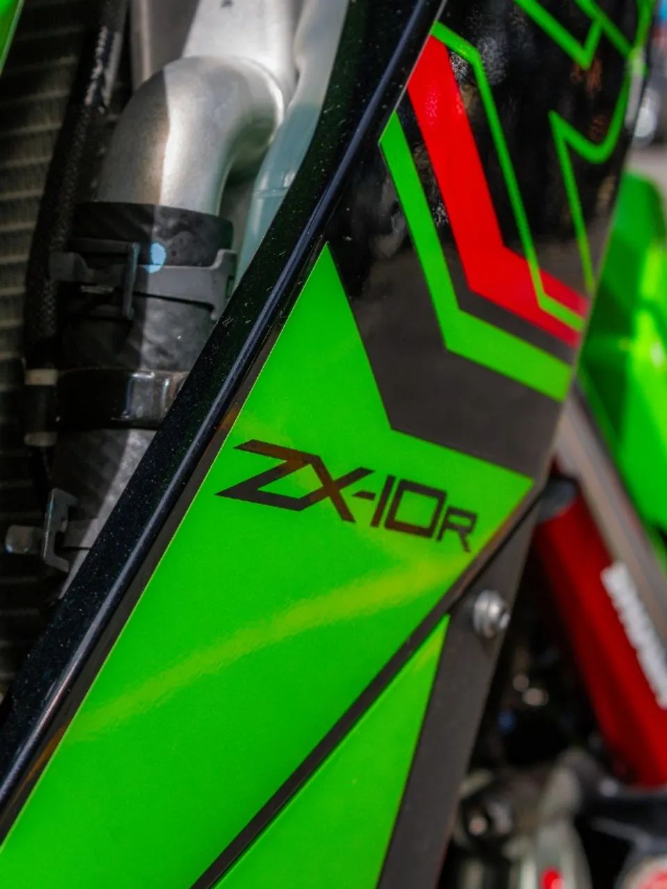 Kawasaki Zx-10/ Zx-10r 1000cc 2023 - 1308101148 | OLX