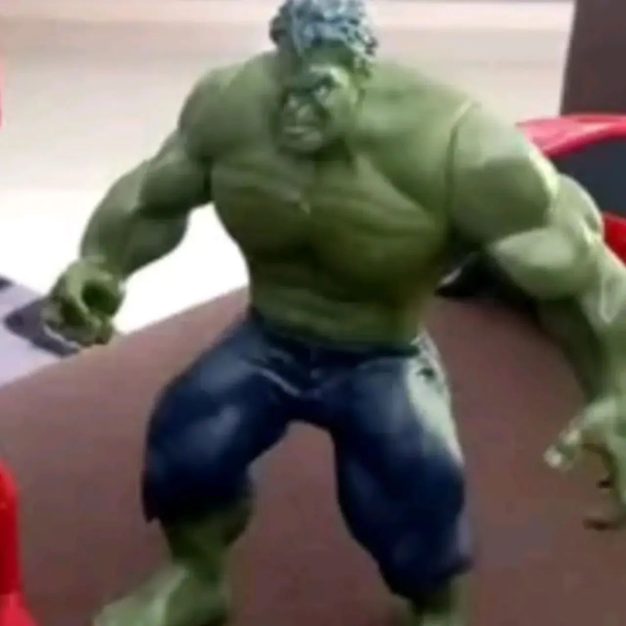 HULK 15cm C/ LED (NA EMBALAGEM) - Foto 3