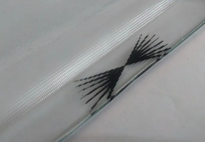 Travessa em Vidro Transparente - Estilo Oriental com estampa grafada, pontilhada - Foto 3