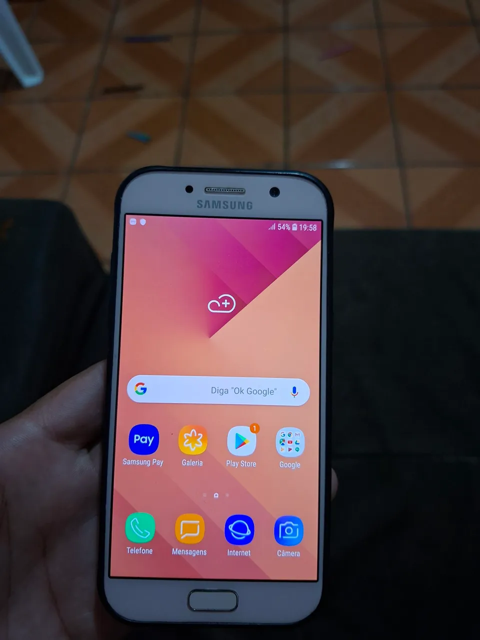 Vendo celular Samsung a5 2017,em bom estado.