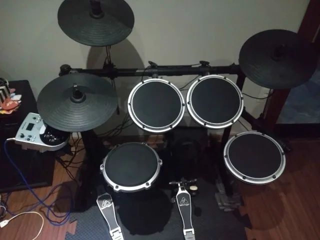 Bateria Eletrônica Behringer Xd8usb