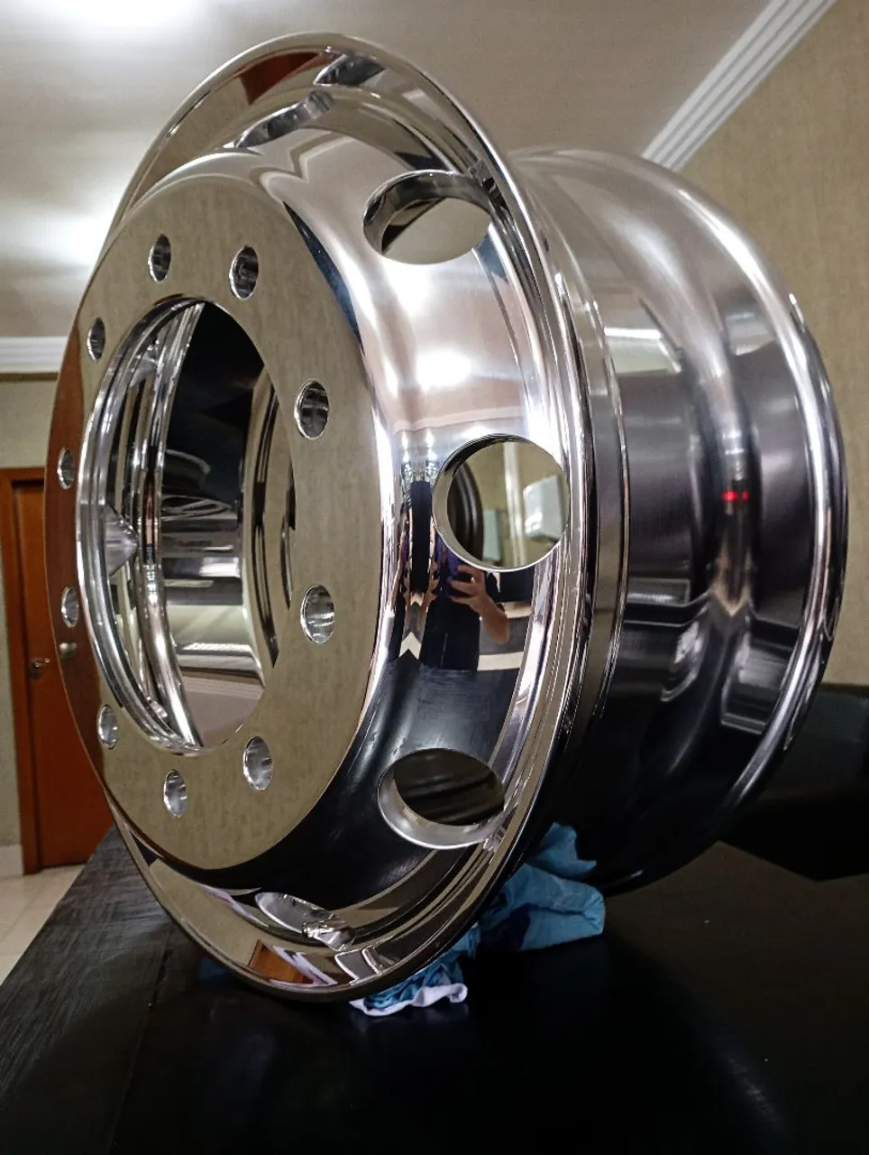 Roda de Caminhão 275/295 Cromada 22.5 x 8.25 Nova Original Neupar 10 Furos Alumínio C/Bico
