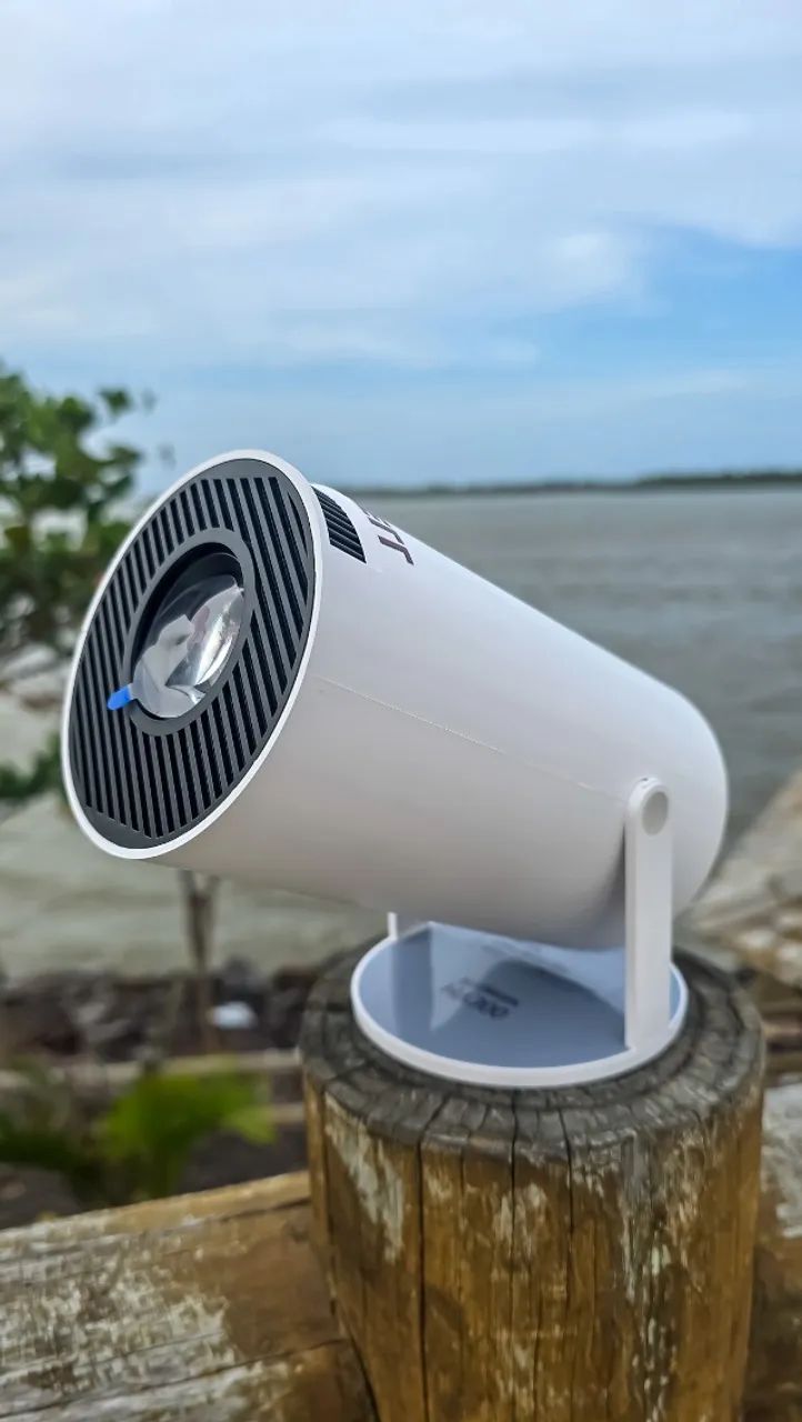 Projetor 4 Lançamentos ( 79.9 8854_3738 )+ ORIGINAL + LACRADO  HY320 MINI HY300  HY350 - Foto 2