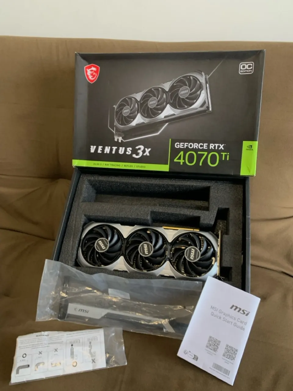 Placa de Vídeo MSI GeForce RTX 4070 Ti Ventus 3X OC