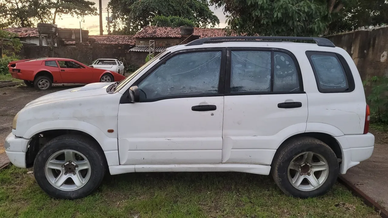 Peças novas e usadas para Suzuki Grand Vitara e Tracker 4x4