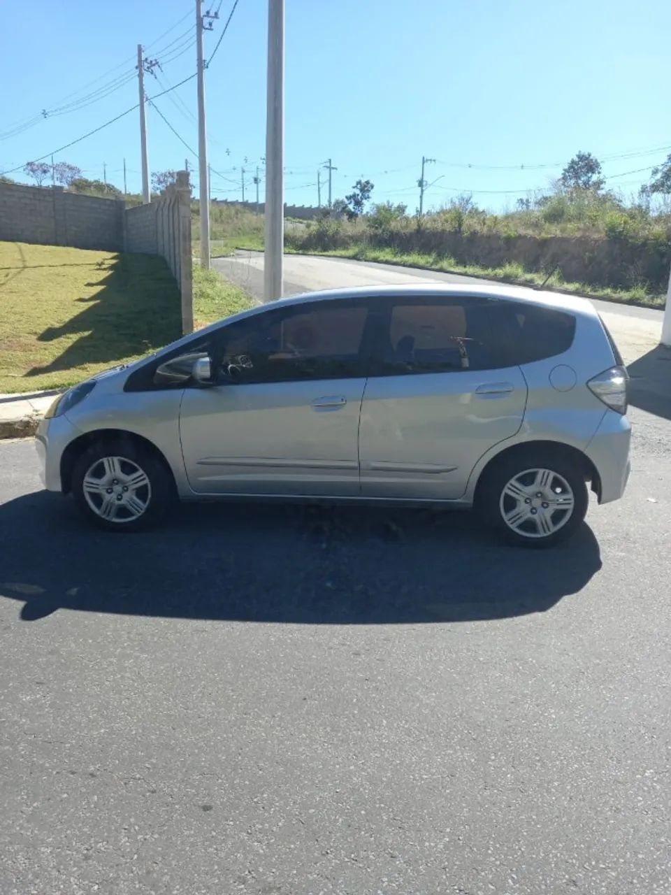 Honda Fit CX 1.4 Mecânico 2013/2014 76000km Completo AR,DH, VE 4 Portas, TE, Som Original - Foto 5