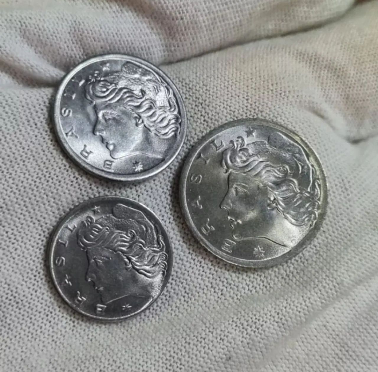 Moedas Antigas: Alimentos para o Mundo - 1975 - Foto 2