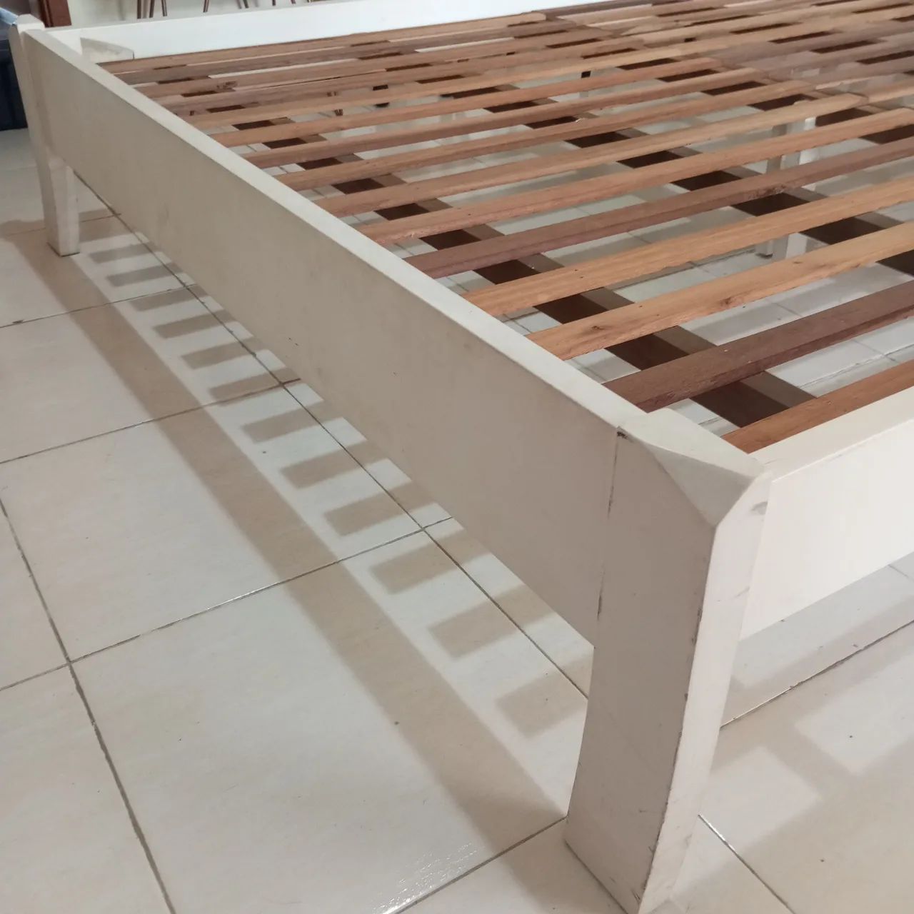 Cama Madeira Queen Size - Estrutura Branca - Foto 3